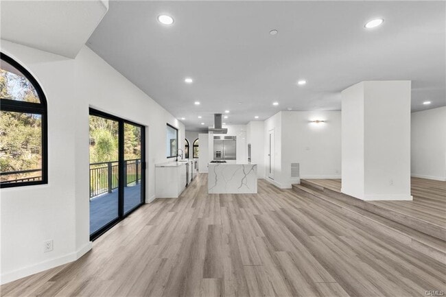 Photo - 106 Buckskin Rd