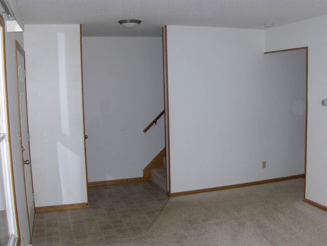 Photo - 1014-1016 Monroe St Apartment Unit 1014