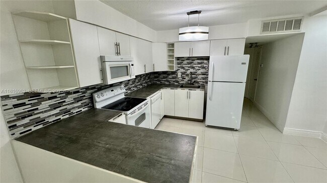 Photo - 1120 102nd St Unit 7