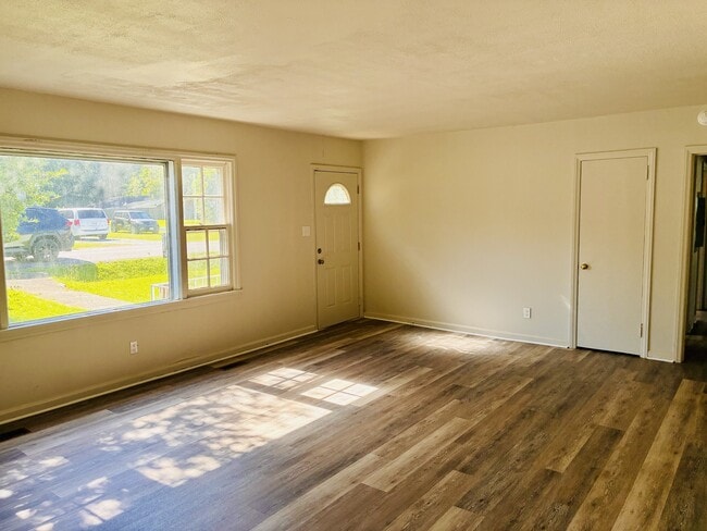 806 Miller Ave