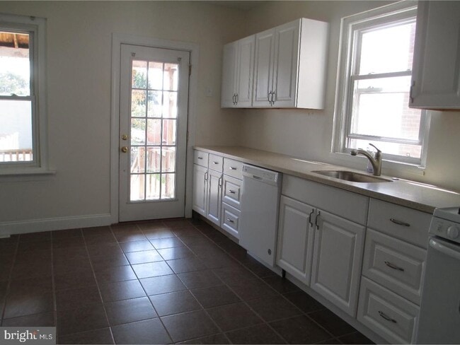 Photo - 429 S 9th St