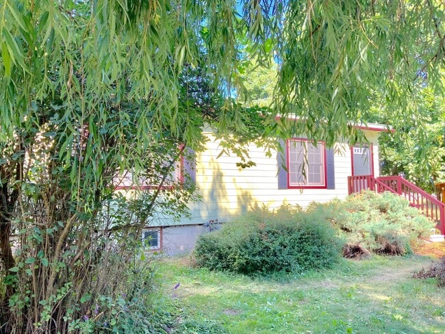 Building Photo - RIV2348 Unit House