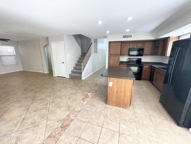 Photo - 42495 Chambers Dr