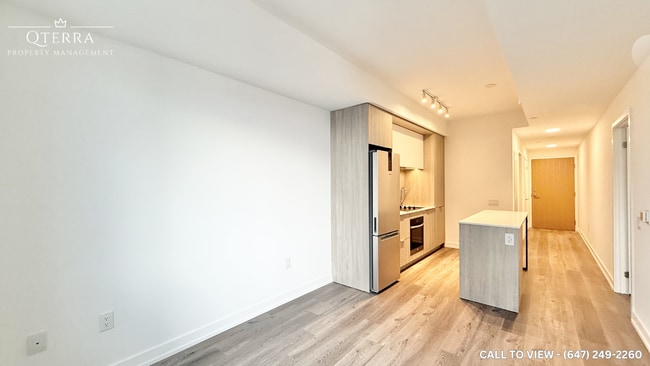 Photo - 395 Square One Dr Unit 3311-395 Square One Dr, M