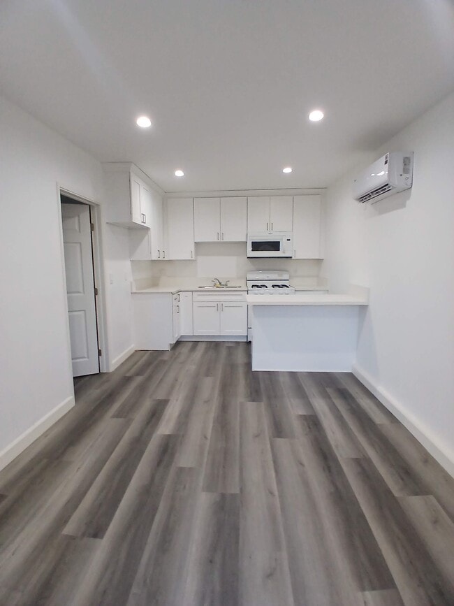 Living room/kitchen