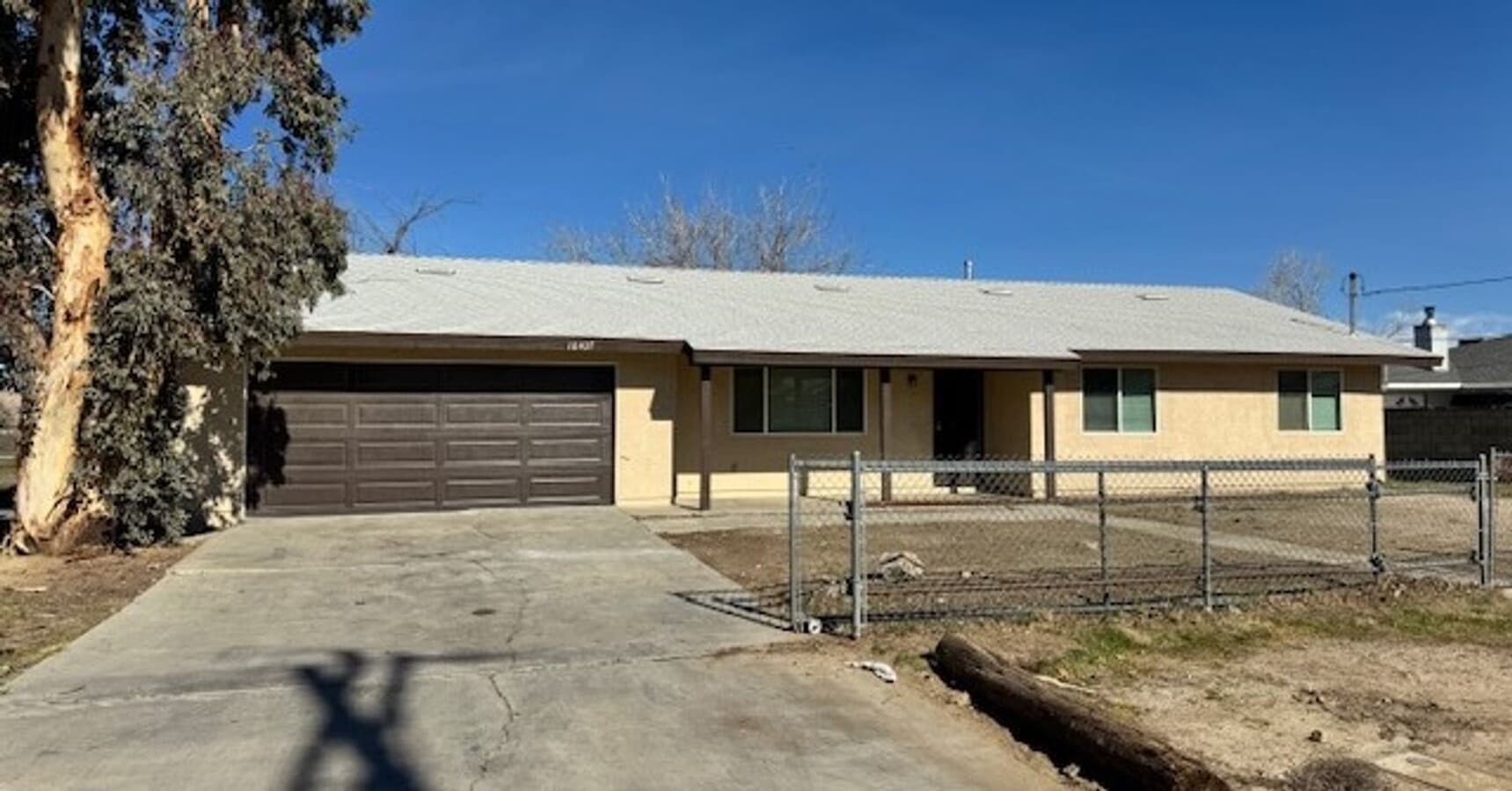 Photo - Gorgeous Remodeled 3+2 On Half Acre- $2600