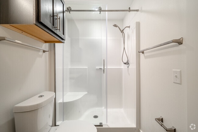 Studio - 556SF - Bathroom