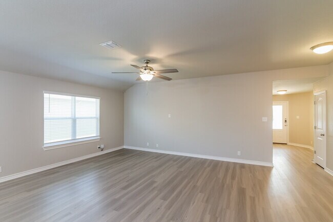 Photo - 9537 Moon Shine