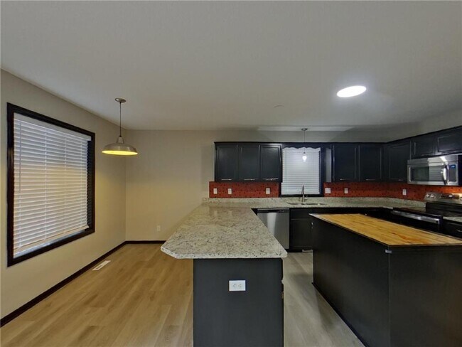 Photo - 19158 Evans Cir