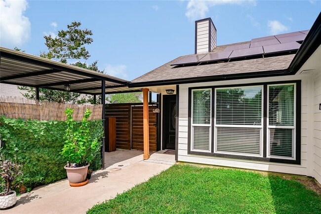Photo - 4702 Crest Oak Rd