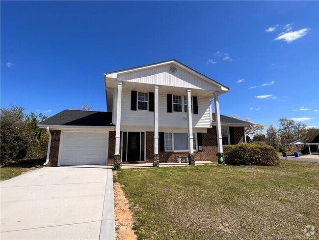 Building Photo - 136 Brocton Dr Rental