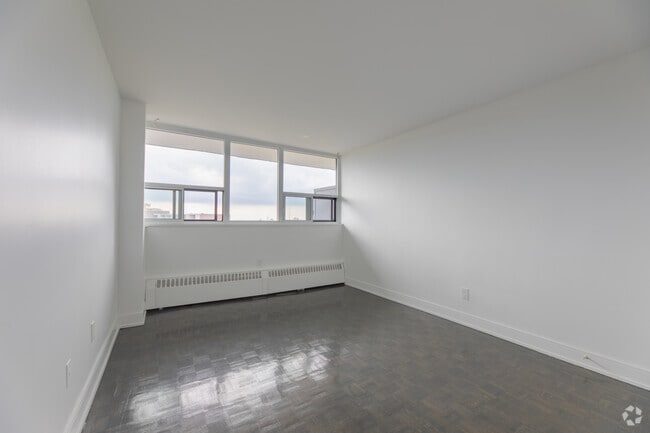1BR, 1BA - 724SF - Bedroom