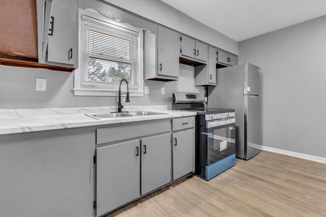 Photo - 4951 Shayne Ln