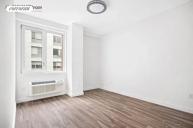 Photo - 906 E New York Ave