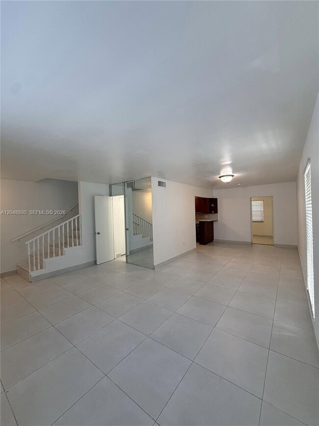 Photo - 20 SW 108th Ave Unit F7
