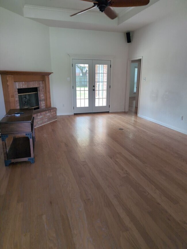 Photo - 7647 Rosewood Dr