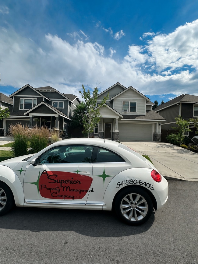Building Photo - Stunning home in Mirada! Community pool & park!