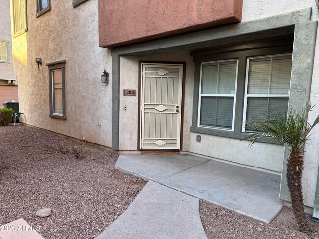 Photo - 2016 N 78th Glen