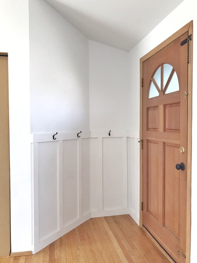 Photo - Great 3 bed with huge yard!