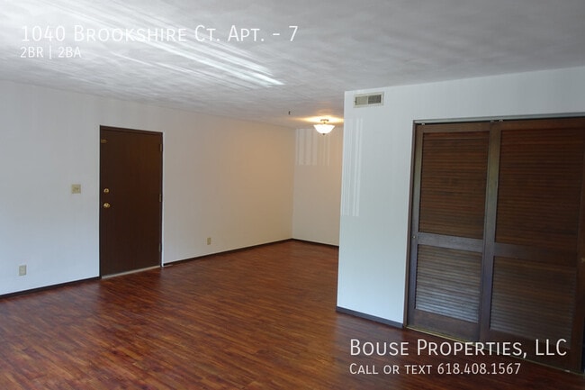 Photo - 1040 Brookshire Ct Unit 7