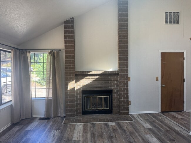 Photo - 1436 NW Island Lake Rd