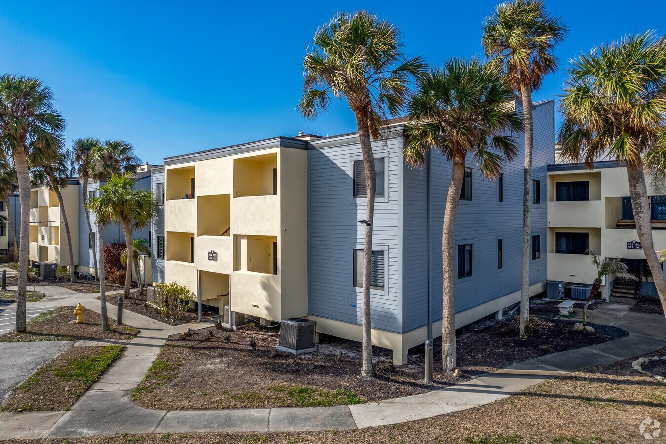 MacArthur Beach Tower - MacArthur Beach Tower