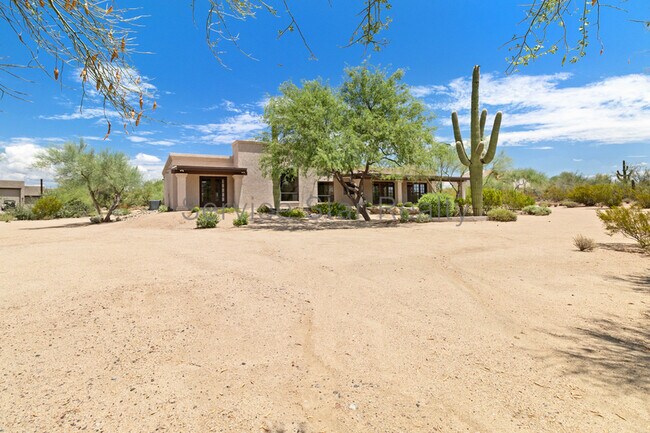 Photo - 6211 E Saguaro Vista Ct