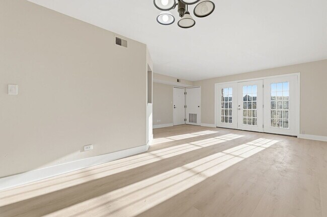 Photo - 382 Oak Trails Rd Unit 301