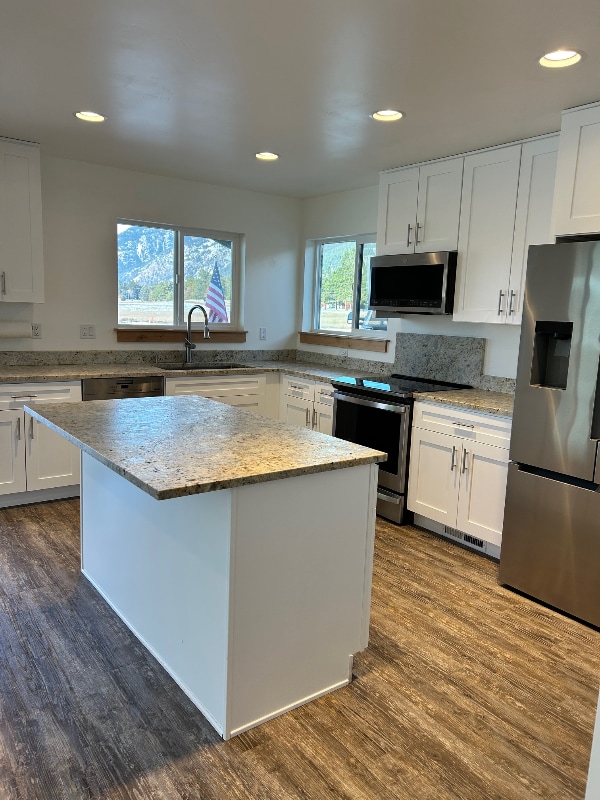 Photo - 240 Cayuse Ln