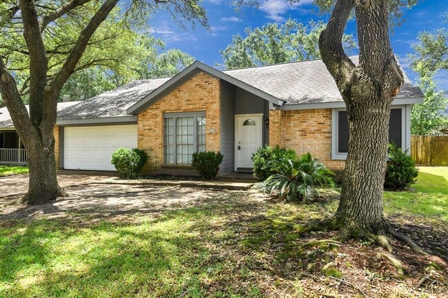 Photo - 22627 Braken Manor Ln Casa