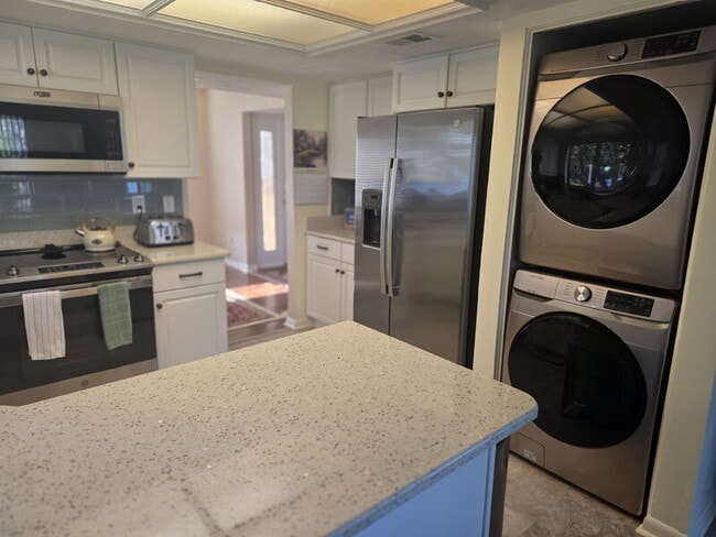 Photo - 113 Golden Eye Dr Unit B