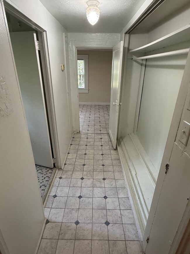 Photo - 2706 Norris Rd