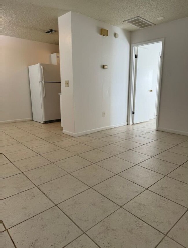 Photo - 3020 Allred Dr - Apt B Unit B