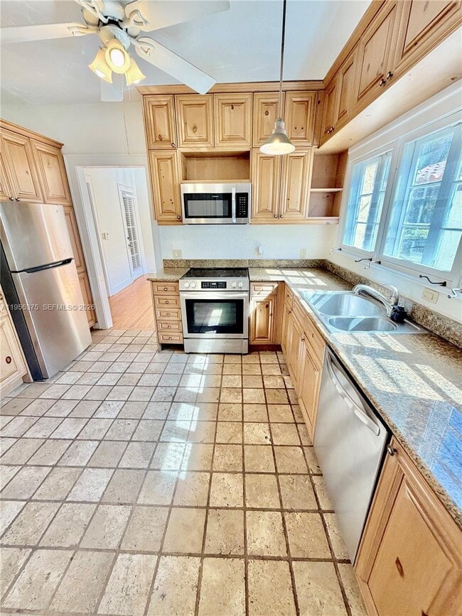 Photo - 1306 Madrid St