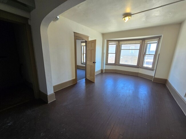 Photo - 2245-7 S. Muskego Ave Unidad Upper