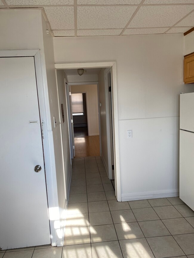 1926 S 15th St Unit 3rd floor