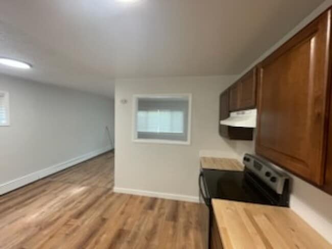 401 Concord Ave Unit 2560 4th Street