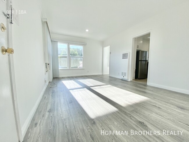 Photo - 1518 Laurel Canyon Blvd Unit 5