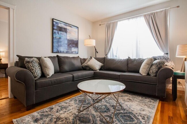 Photo - 2 bedroom in Brookline MA 02446 Unit 4