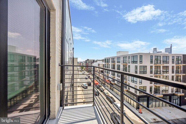 Photo - 1617 Ridge Ave Unit K