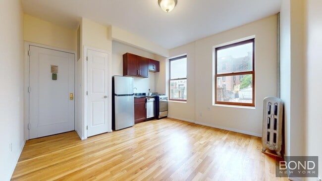 Photo - 207-209 WEST 11TH STREET-4A Unit 4A