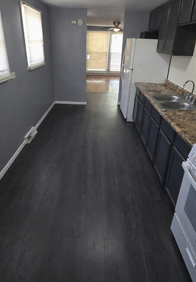 Photo - 16340 Ashland Ave