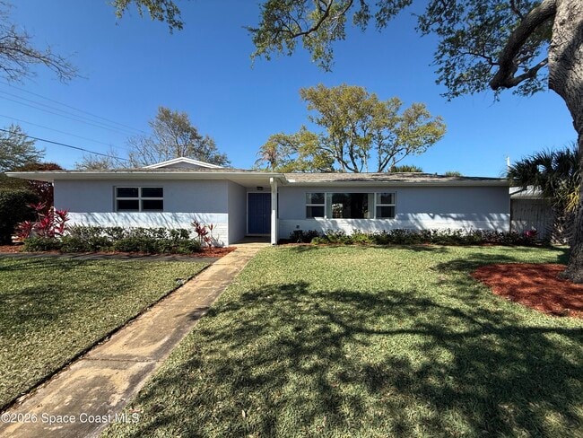 Building Photo - 490 Park Ave