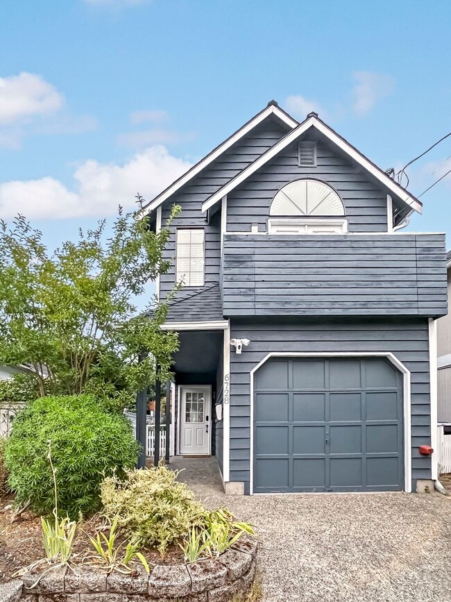 Building Photo - Charming Ballard 3BR Home with Patio, Garage in Prime Location