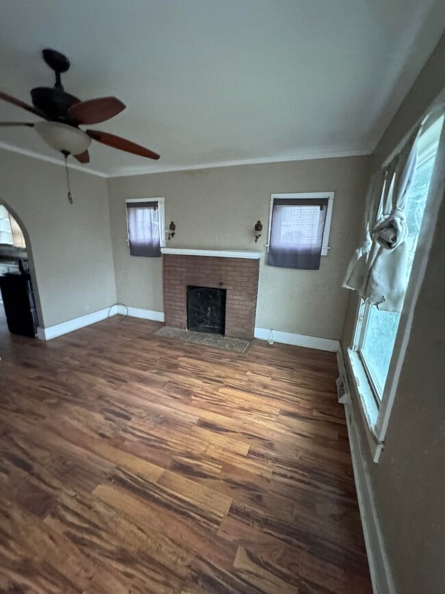 Photo - 1437 N Water St