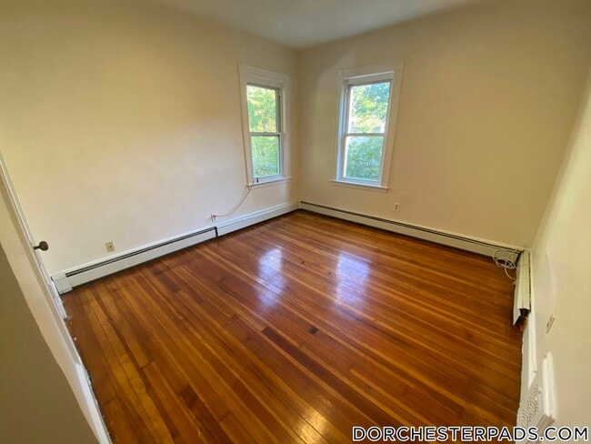 Photo - 253 Norfolk St Unit 3