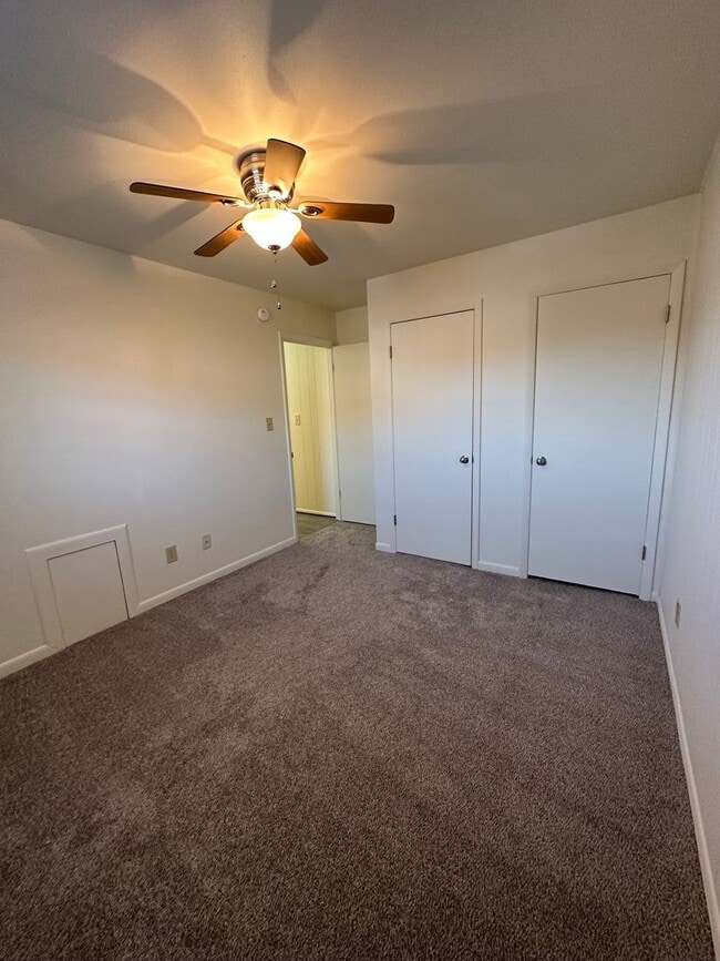 Photo - Large 2 Bedroom, 1 Bath Apartment in Old SW
