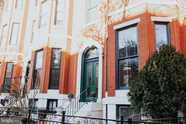 Building Photo - 2511 Madison Ave