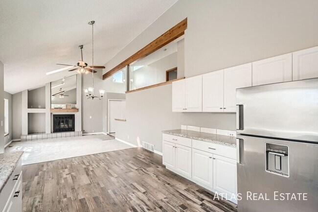 Photo - 8465 Freemantle Dr