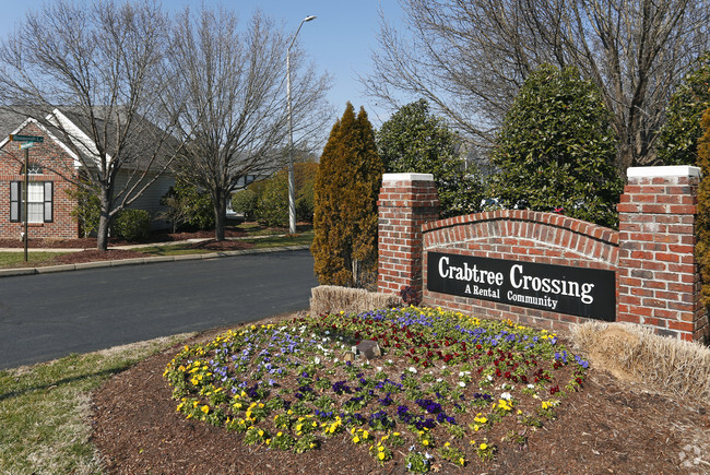 Crabtree Crossing Apartments and Townhomes - Crabtree Crossing Apartments and Townhomes